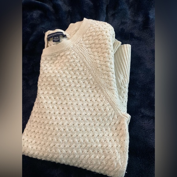 American Eagle - White Cable Knit Sweater - Size XS - Picture 2 of 9